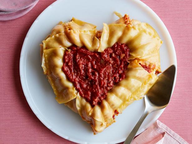 Лучшие блюда для романтического ужина на День святого Валентина